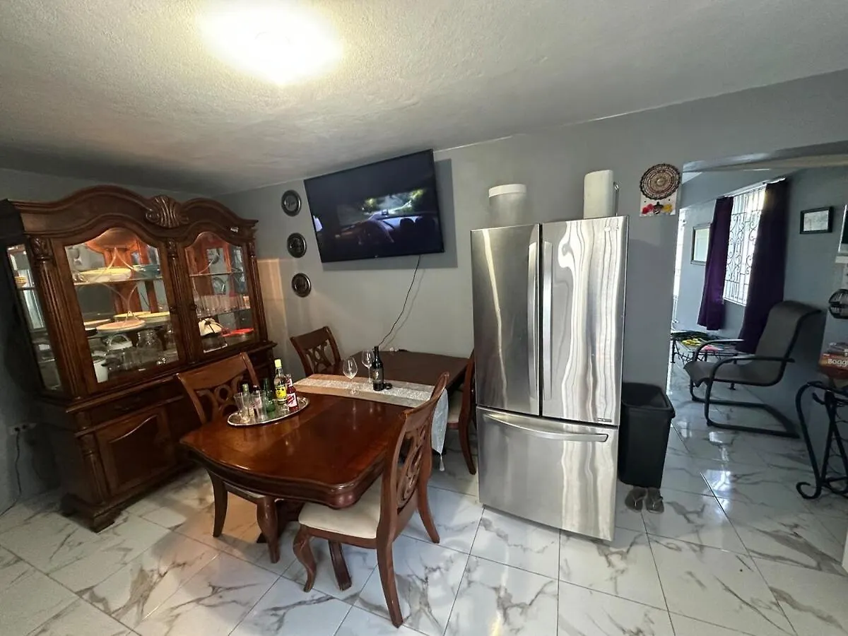 Secluded Haven 2 Bedroom St Mary Jamaica Charlottenburgh Holiday home